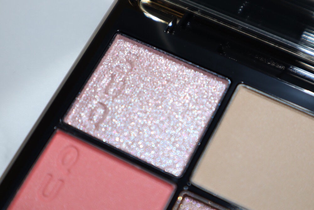 シグニチャー カラー アイズ/SUQQU/アイシャドウパレットを使ったクチコミ(3枚目)