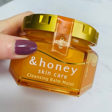 &honey クレンジングバーム モイスト

バーム系のクレンジングは最近流行ってるしよく使っています！
アンドハニーのクレンジングは初お試し！

バームを使う前は、洗浄力重視でオイルをよく使ってたので