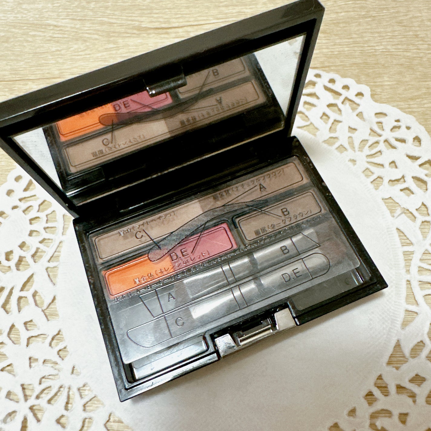 アイブロウ クリエイティブパレット/IPSA/パウダーアイブロウを使ったクチコミ(5枚目)