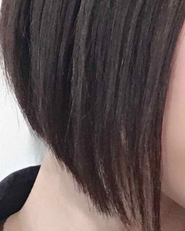 いつものヘアケアです✨

ドラッグストアでも購入出来るエイトザタラソのシャンプー、コンディショナー、トリートメントを使っています！

お風呂に入る前にササッとL'OCCITANEのヘアブラシで髪を解き、