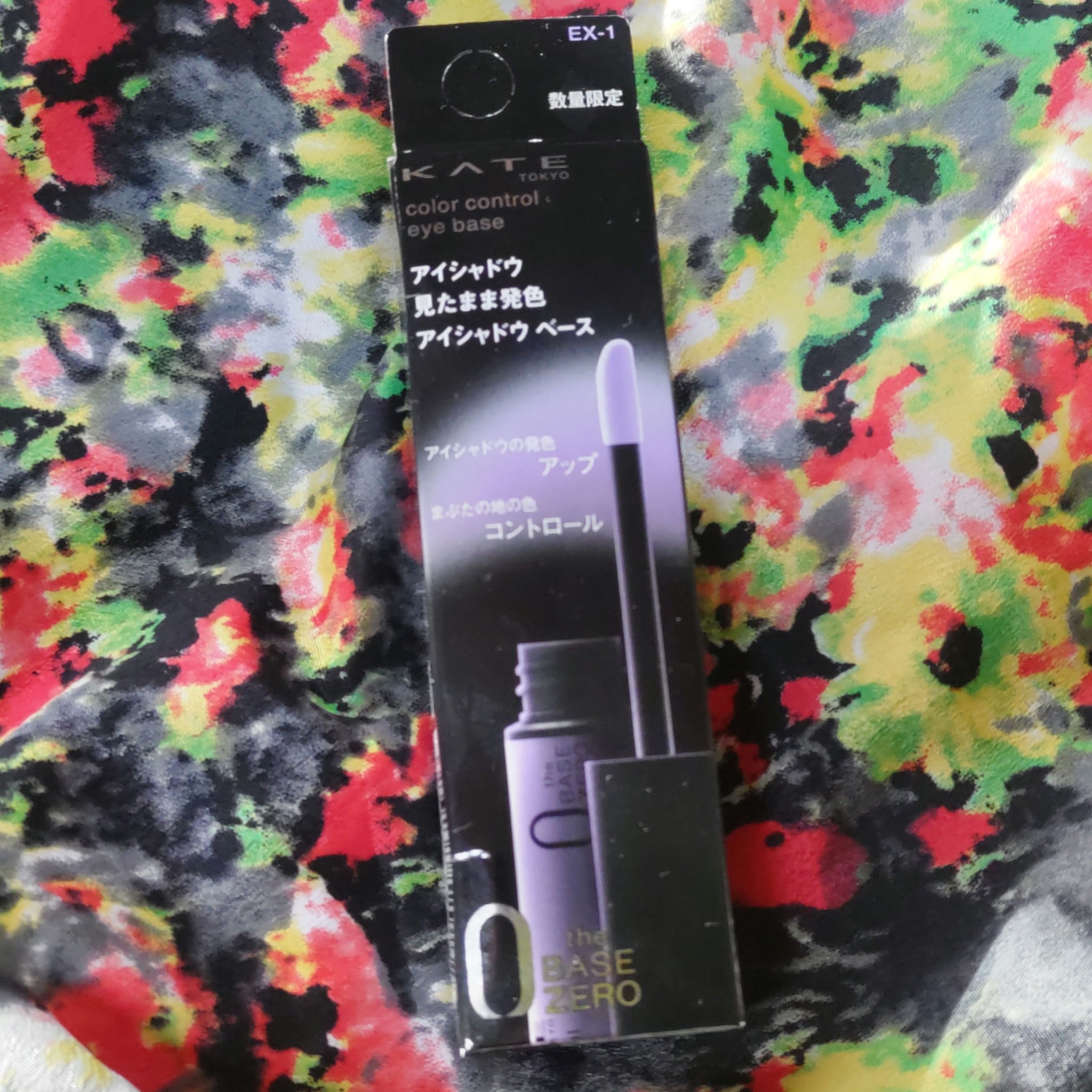 アディクション ザ アイシャドウ スパークル/ADDICTION/単色アイシャドウを使ったクチコミ（1枚目）