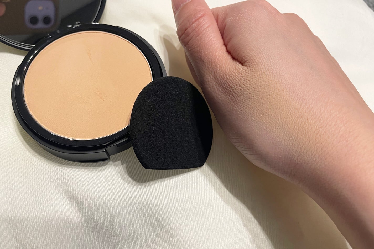 ベアプロ 16HR パウダー ファンデーション/bareMinerals/パウダーファンデーションを使ったクチコミ(4枚目)