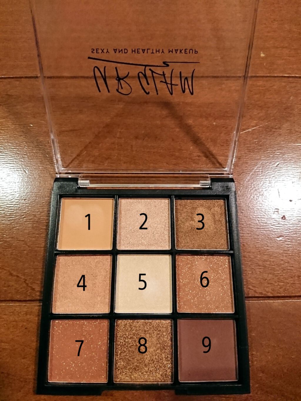 UR GLAM BLOOMING EYE COLOR PALETTE/U R GLAM/アイシャドウパレットを使ったクチコミ(2枚目)