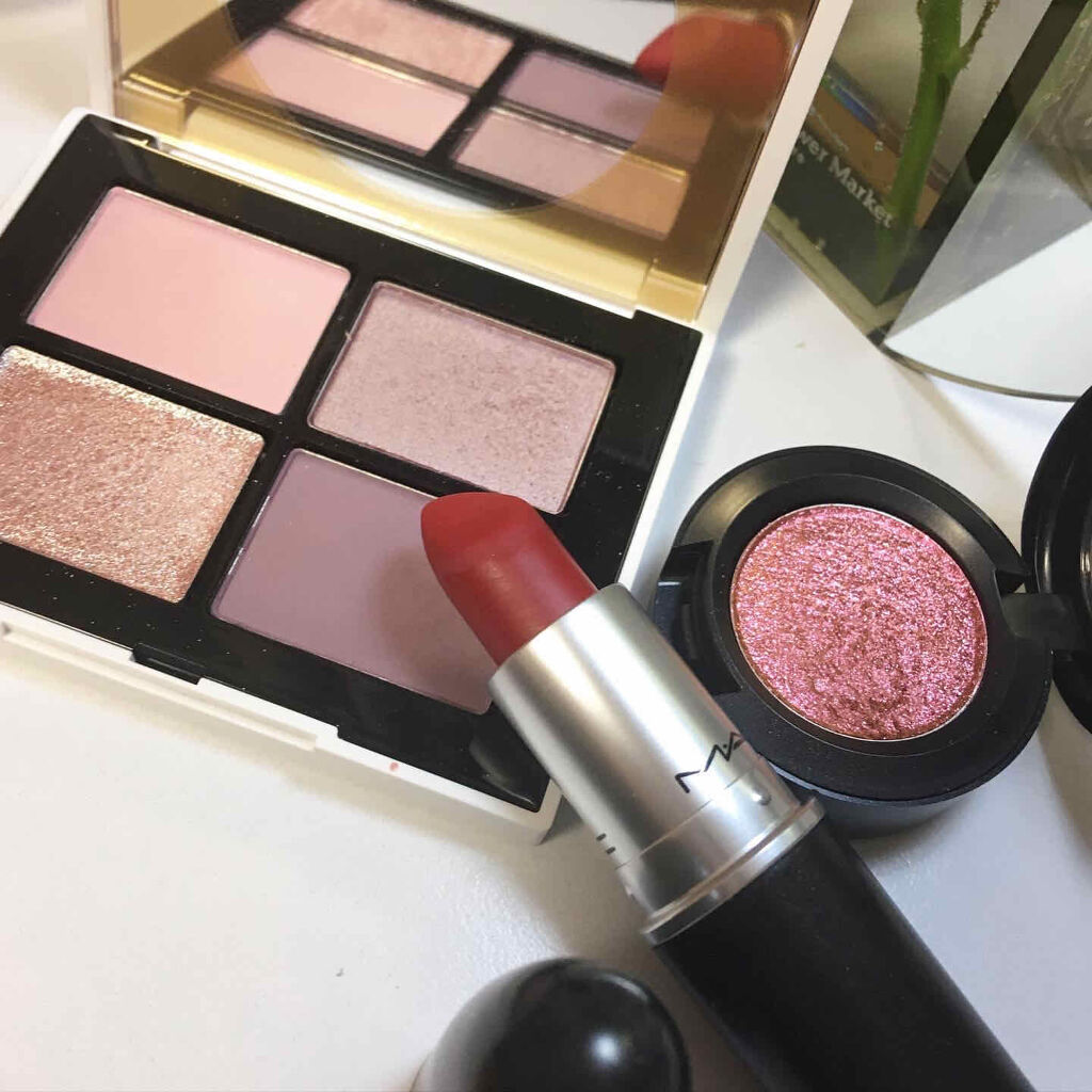 ダズルシャドウ/M・A・C/単色アイシャドウを使ったクチコミ（1枚目）