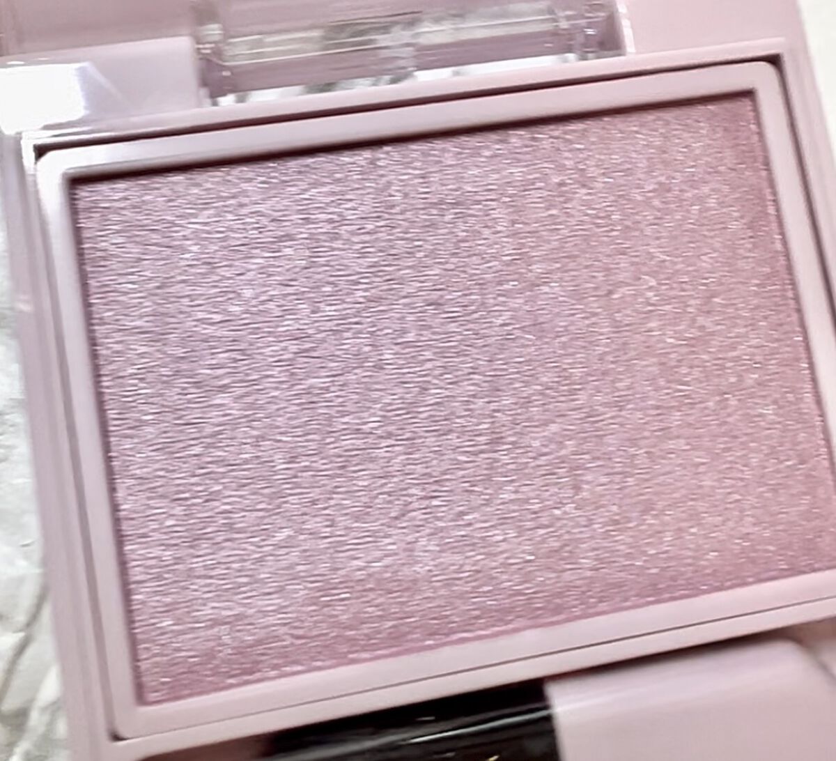 パウダーブラッシュ/DAISY DOLL by MARY QUANT/パウダーチークを使ったクチコミ（2枚目）