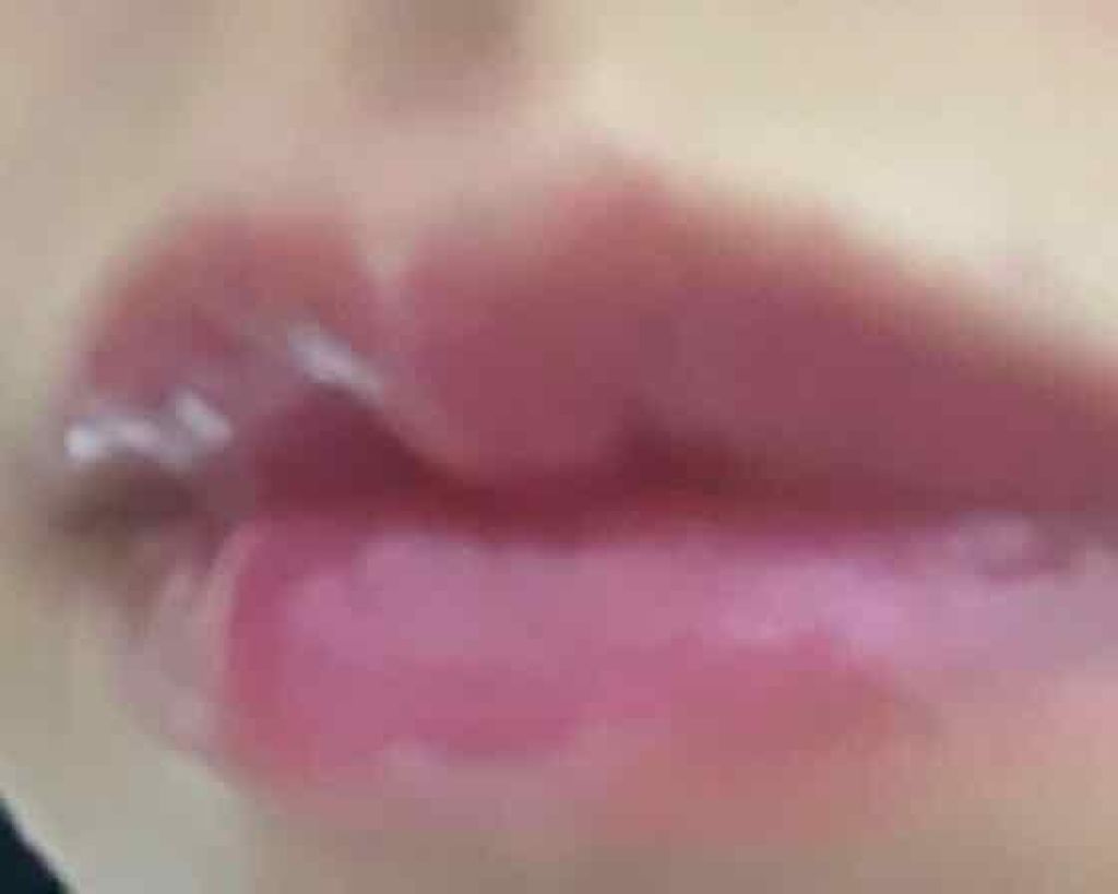 ミッドナイトフラワー リップグロス/RMK/リップグロスを使ったクチコミ(2枚目)