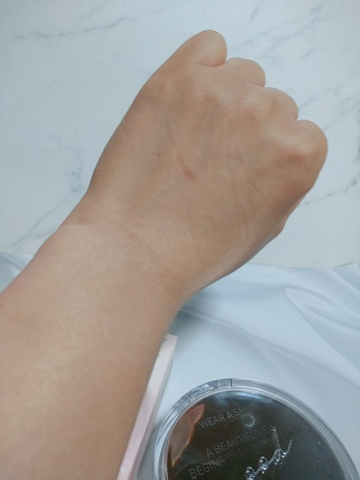 ムードヴィーガングロークッション/PERIPERA/クッションファンデーションを使ったクチコミ（3枚目）