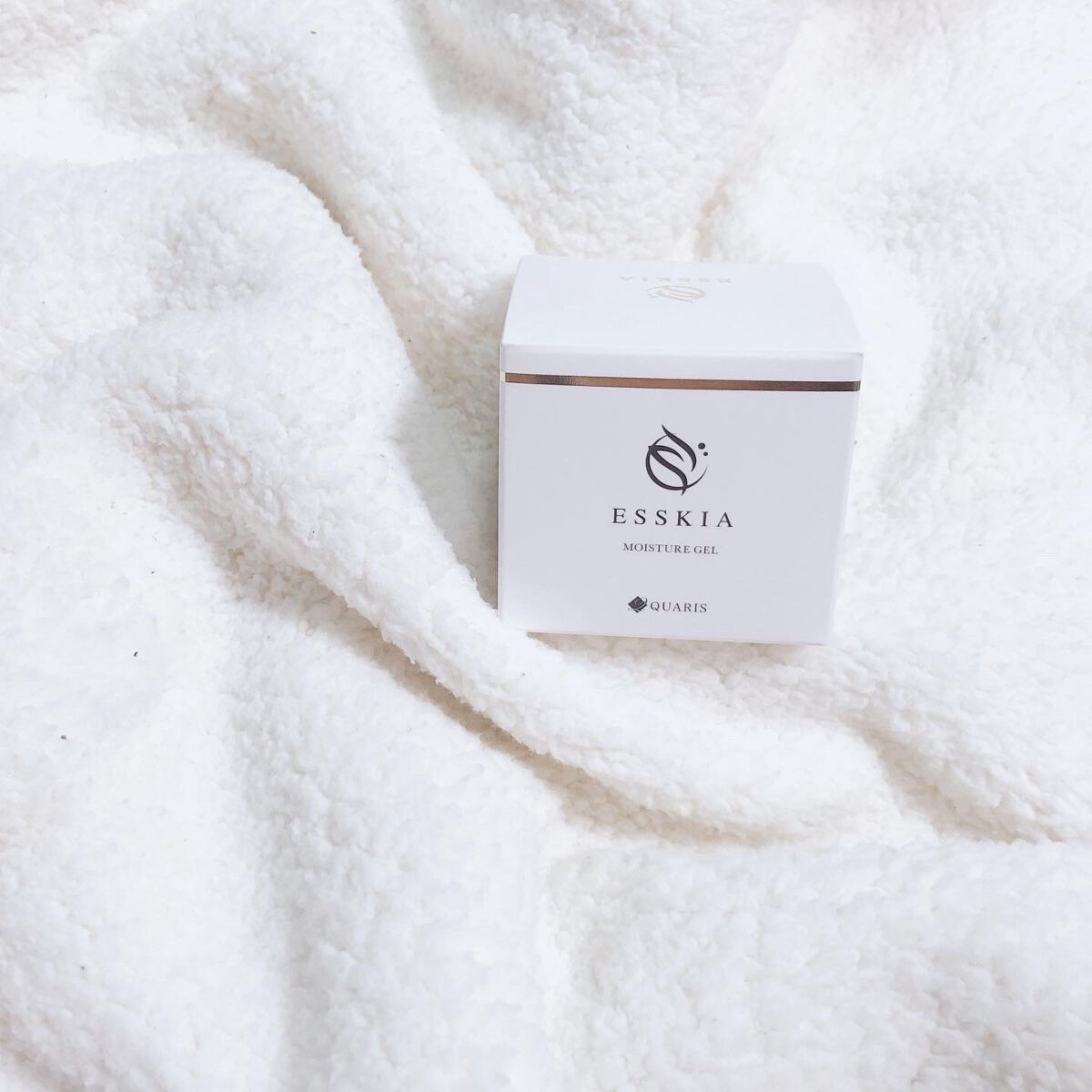 セルディアモイスチャーゲル/ESSKIA/美容液を使ったクチコミ(3枚目)