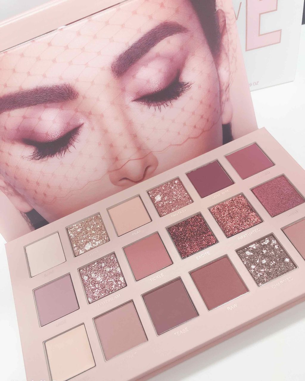 The New Nude Palette/Huda Beauty/アイシャドウパレットを使ったクチコミ(2枚目)