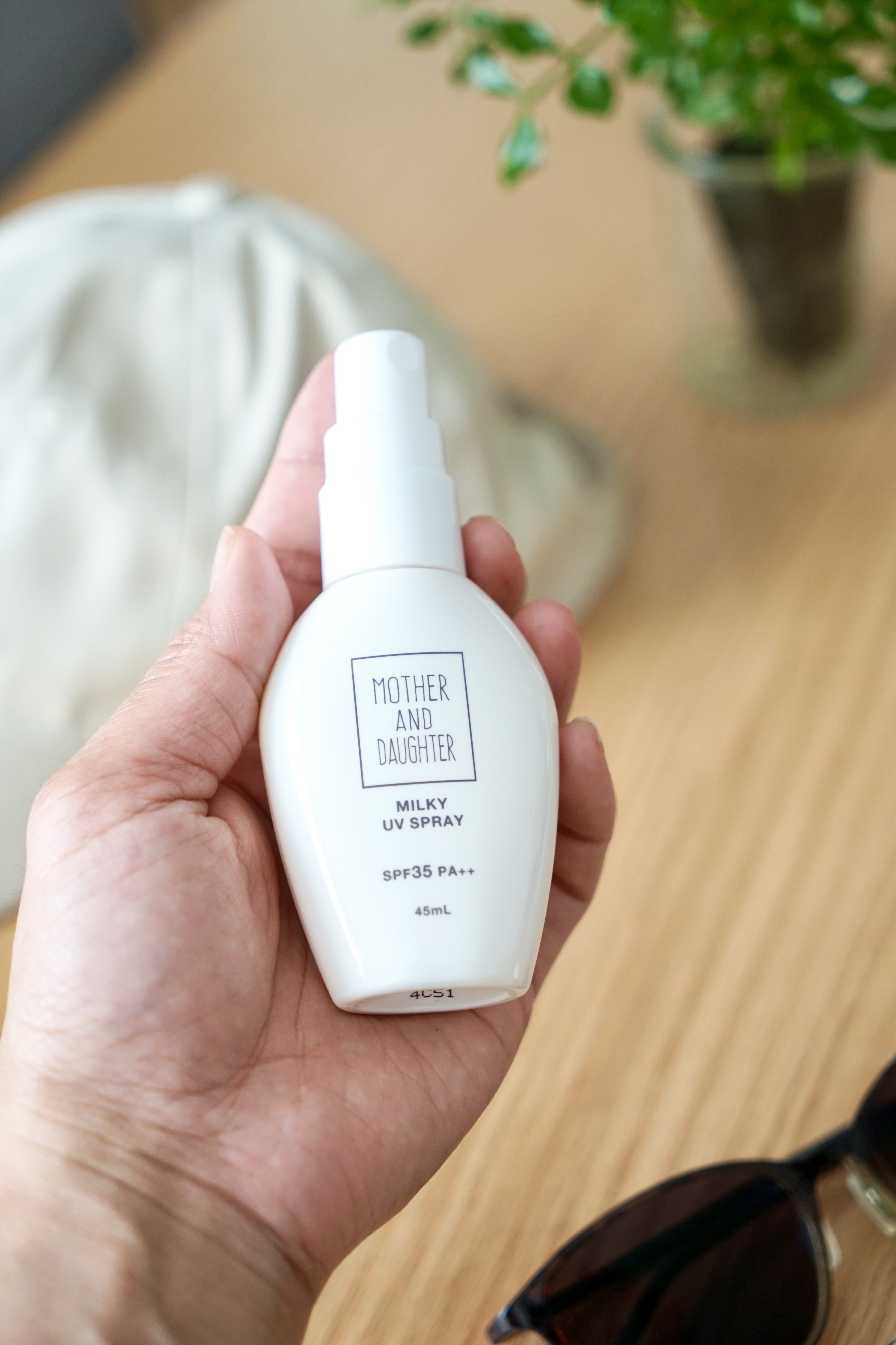 M&D ミルキーUVスプレー/Mother&Daughter/日焼け止めミスト・スプレーを使ったクチコミ（3枚目）