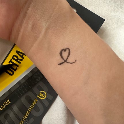 ウルトラカラー アイライナー/MAYBELLINE NEW YORK/リキッドアイライナーを使ったクチコミ(2枚目)