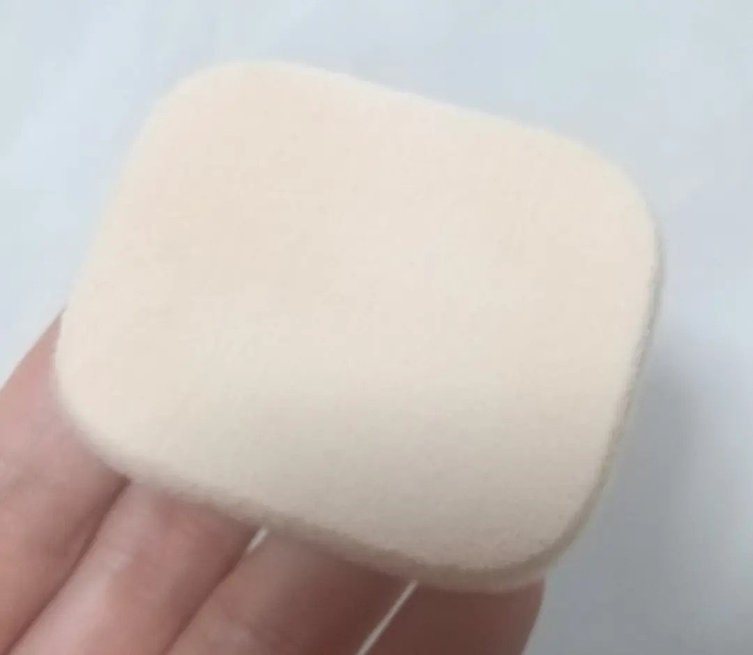 シフォンヴェール パフ ヴァントルテ プレストファンデーション 専用パフ v-puff2/ヴァントルテ/その他を使ったクチコミ（3枚目）