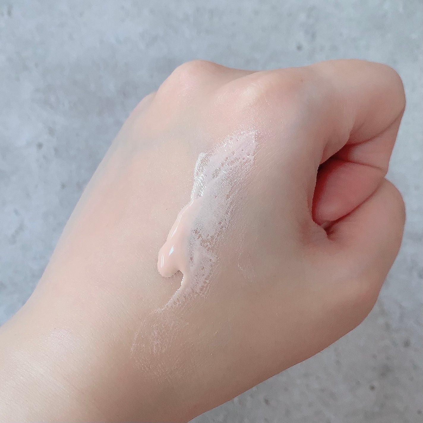 ウォータフルトーンアップサンクリーム/ダルバ/日焼け止めクリームを使ったクチコミ(2枚目)