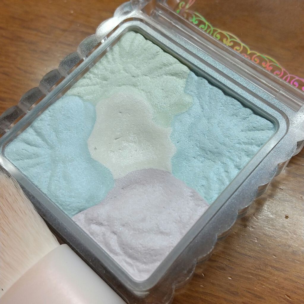 パールグロウハイライト/CEZANNE/パウダーハイライトを使ったクチコミ（2枚目）