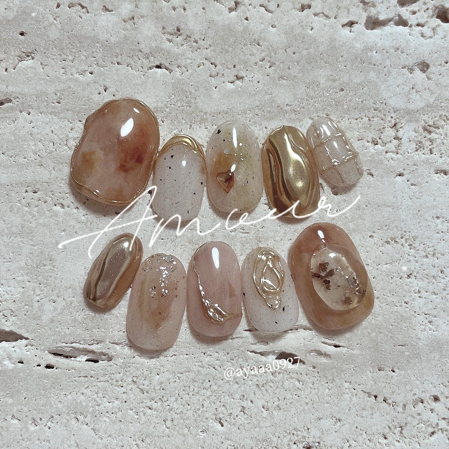 #ブラウンネイルのネイルデザイン