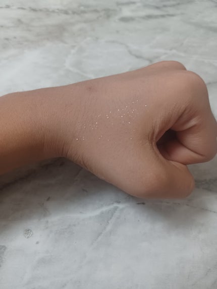 スターダストダイヤモンドハイライトパウダー/PERFECT DIARY/パウダーハイライトを使ったクチコミ(3枚目)