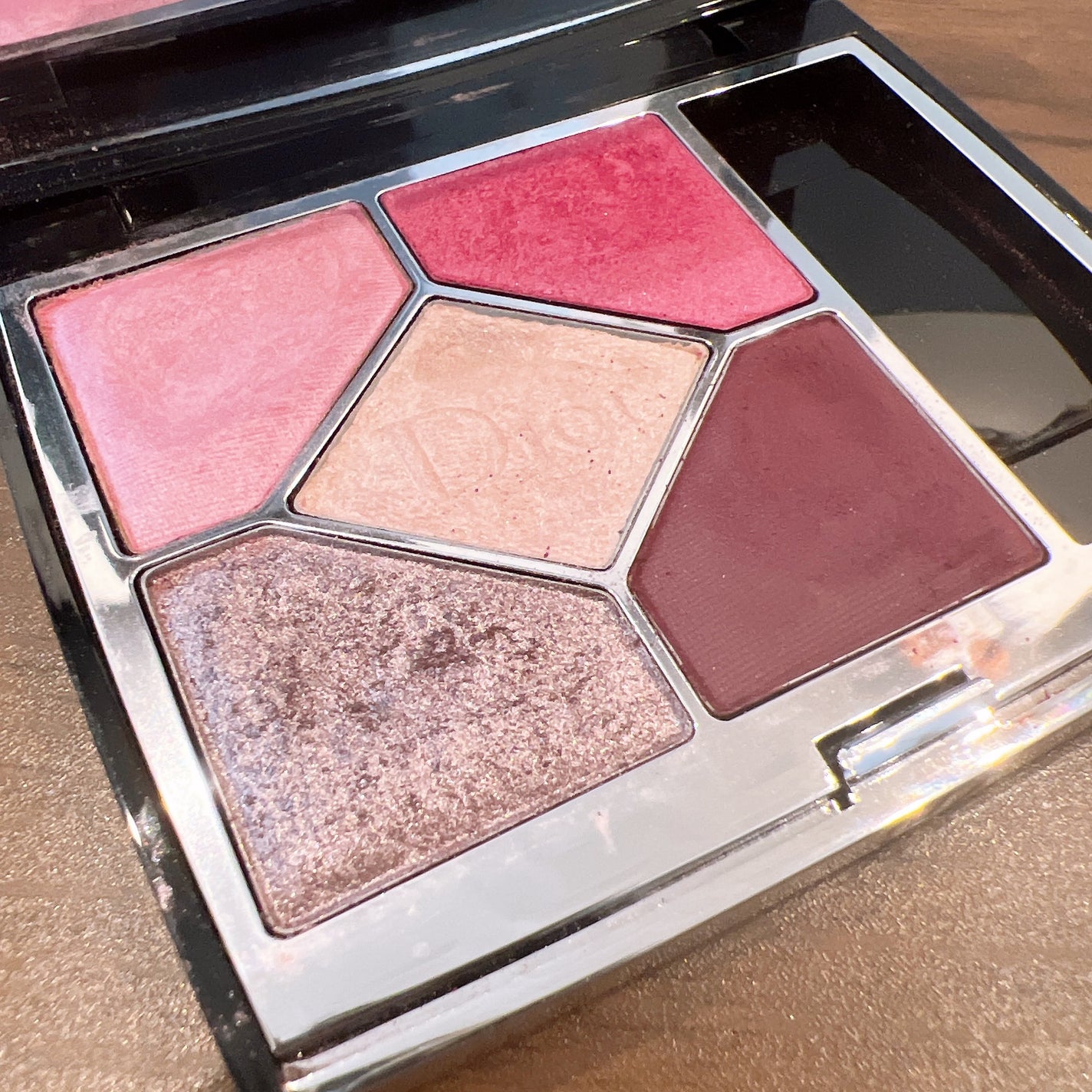 ディオールショウ サンク クルール/Dior/アイシャドウを使ったクチコミ(2枚目)