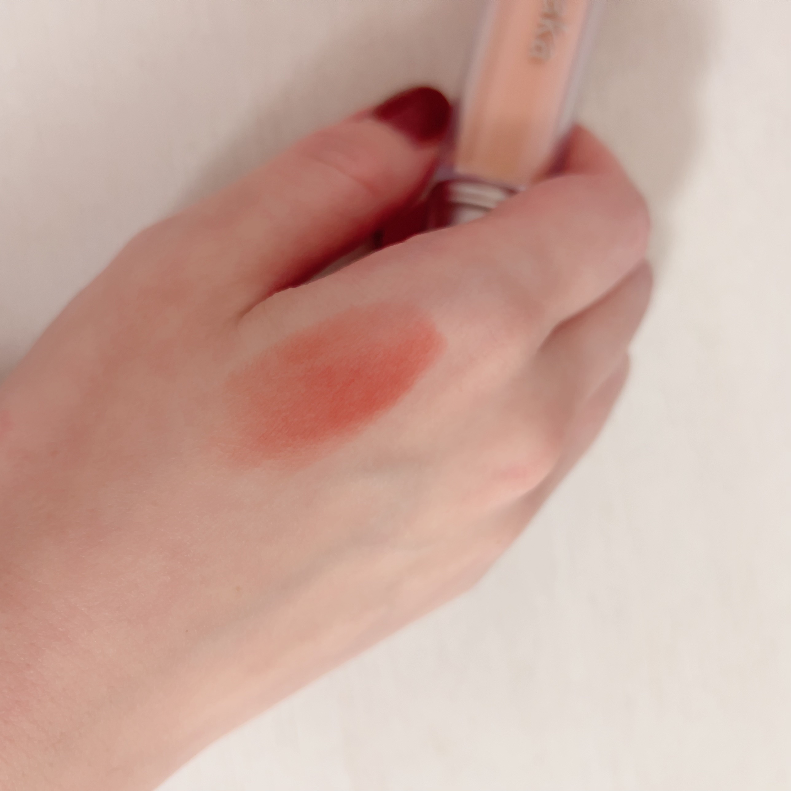 バルキーマットリップスティック/Laka/口紅を使ったクチコミ（3枚目）