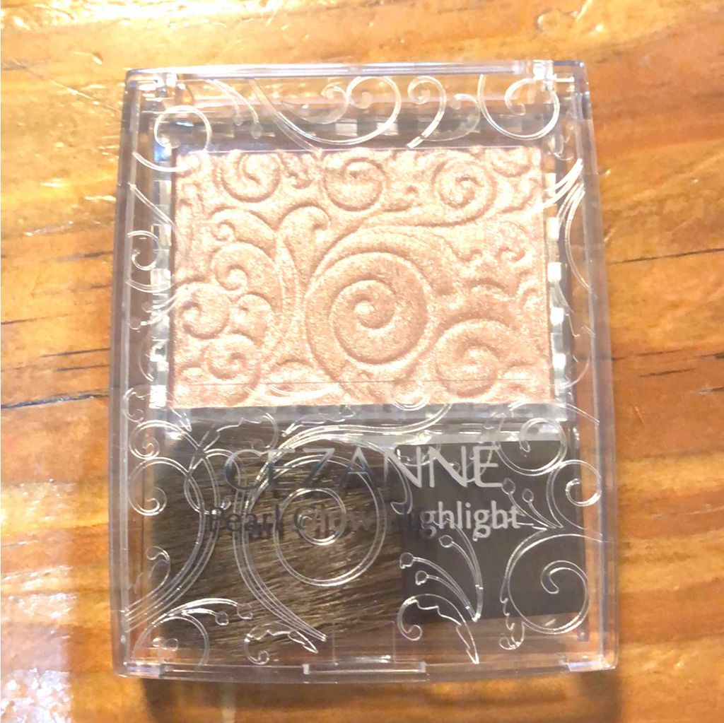 パールグロウハイライト/CEZANNE/パウダーハイライトを使ったクチコミ（1枚目）