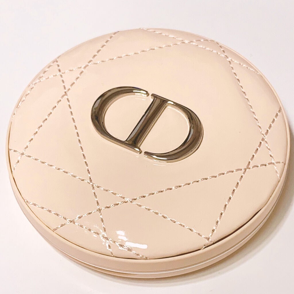 ディオールスキン フォーエヴァー クチュール ルミナイザー/Dior/プレストパウダーを使ったクチコミ(3枚目)