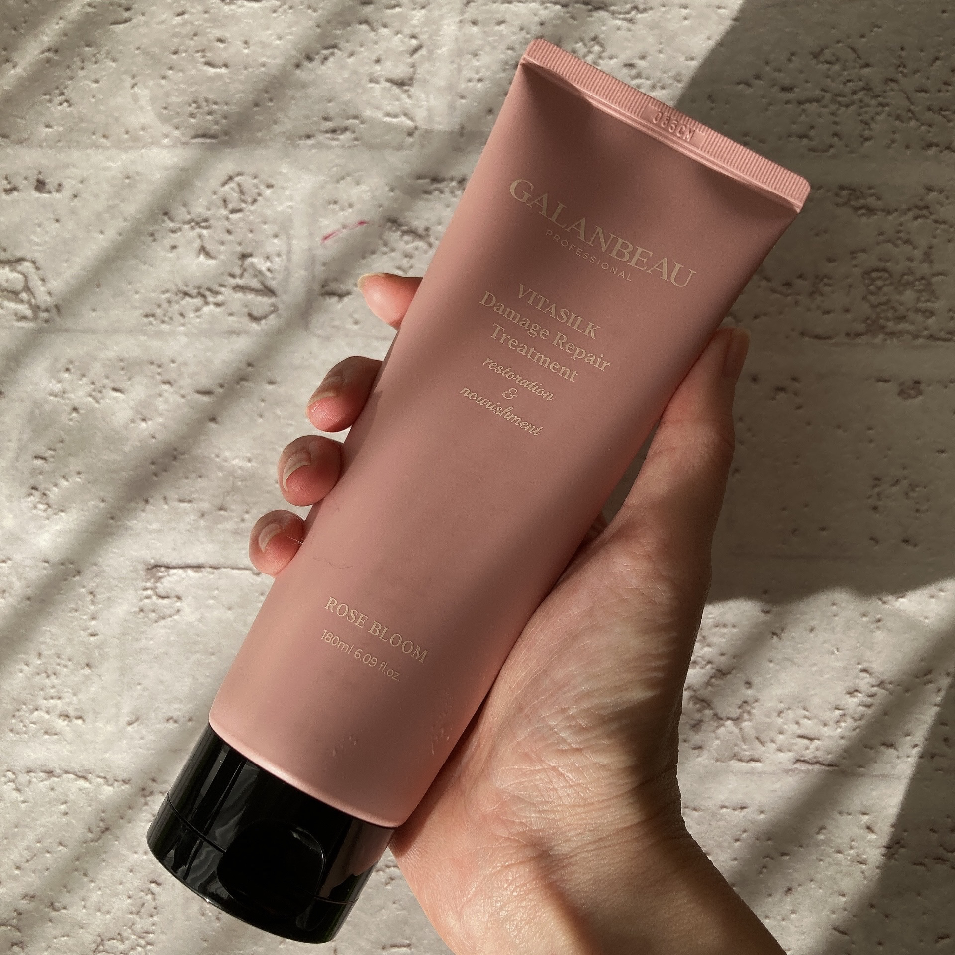 ビタシルクダメージリペアトリートメント（ローズブルーム）/ガランビュー/洗い流すヘアトリートメントを使ったクチコミ（1枚目）