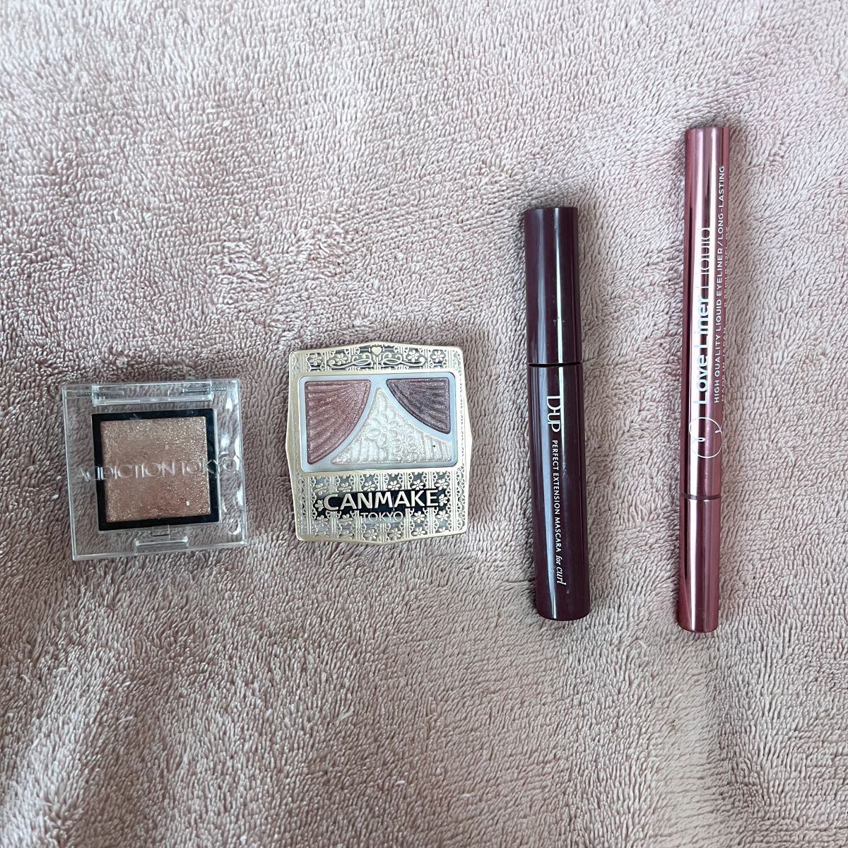 リキッドアイライナーR4/ラブ・ライナー/リキッドアイライナーを使ったクチコミ（1枚目）