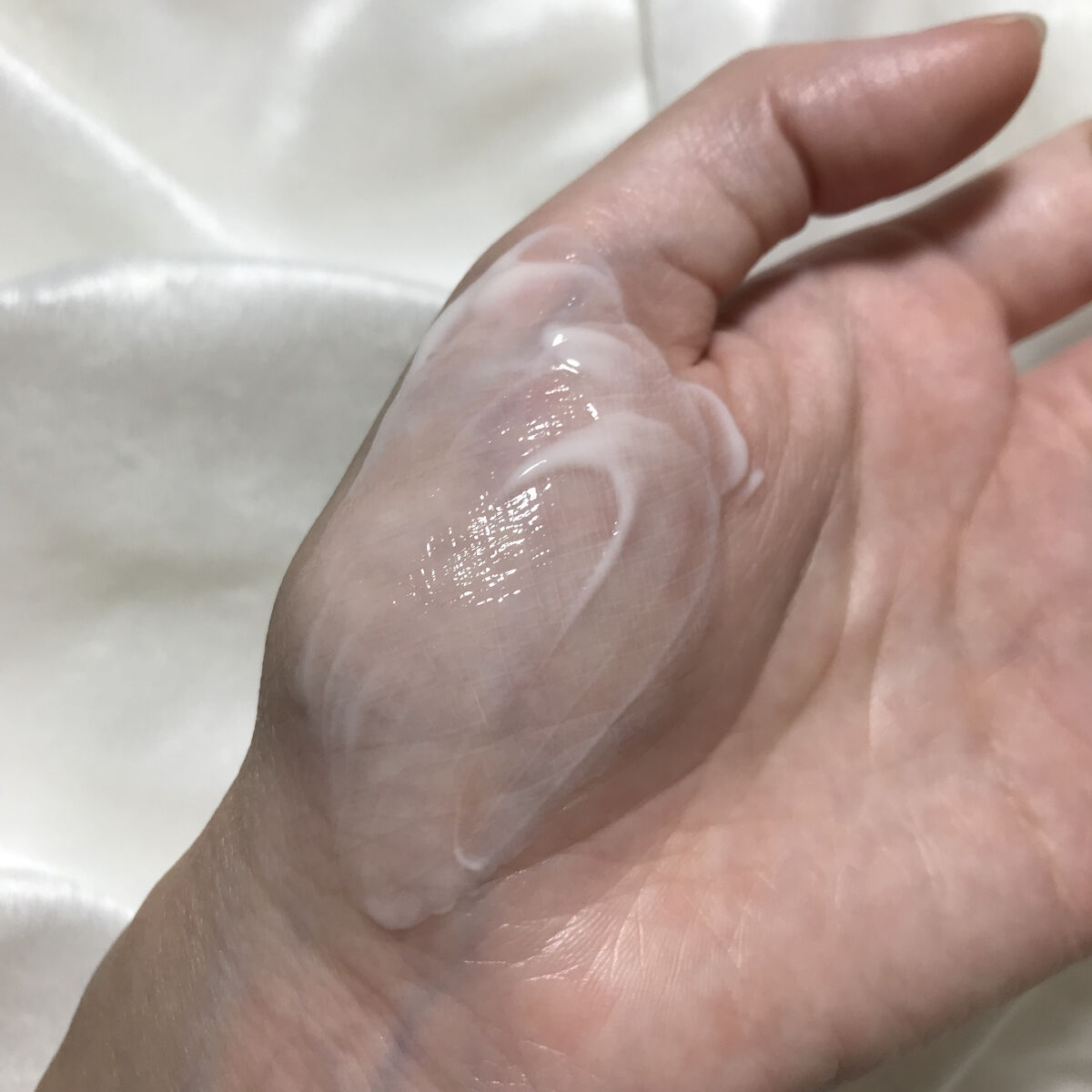 ティータイム ハンドクリーム ホワイトティーの香り/BIBIDAY/ハンドクリームを使ったクチコミ（3枚目）