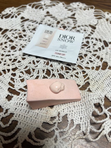 ディオール スノー UVシールド トーンアップ 50+/Dior/日焼け止めミルクを使ったクチコミ(2枚目)