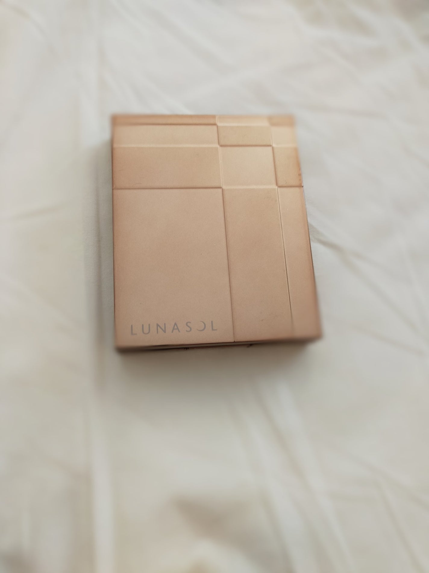 ジェミネイトアイズ N/LUNASOL/アイシャドウパレットを使ったクチコミ(1枚目)