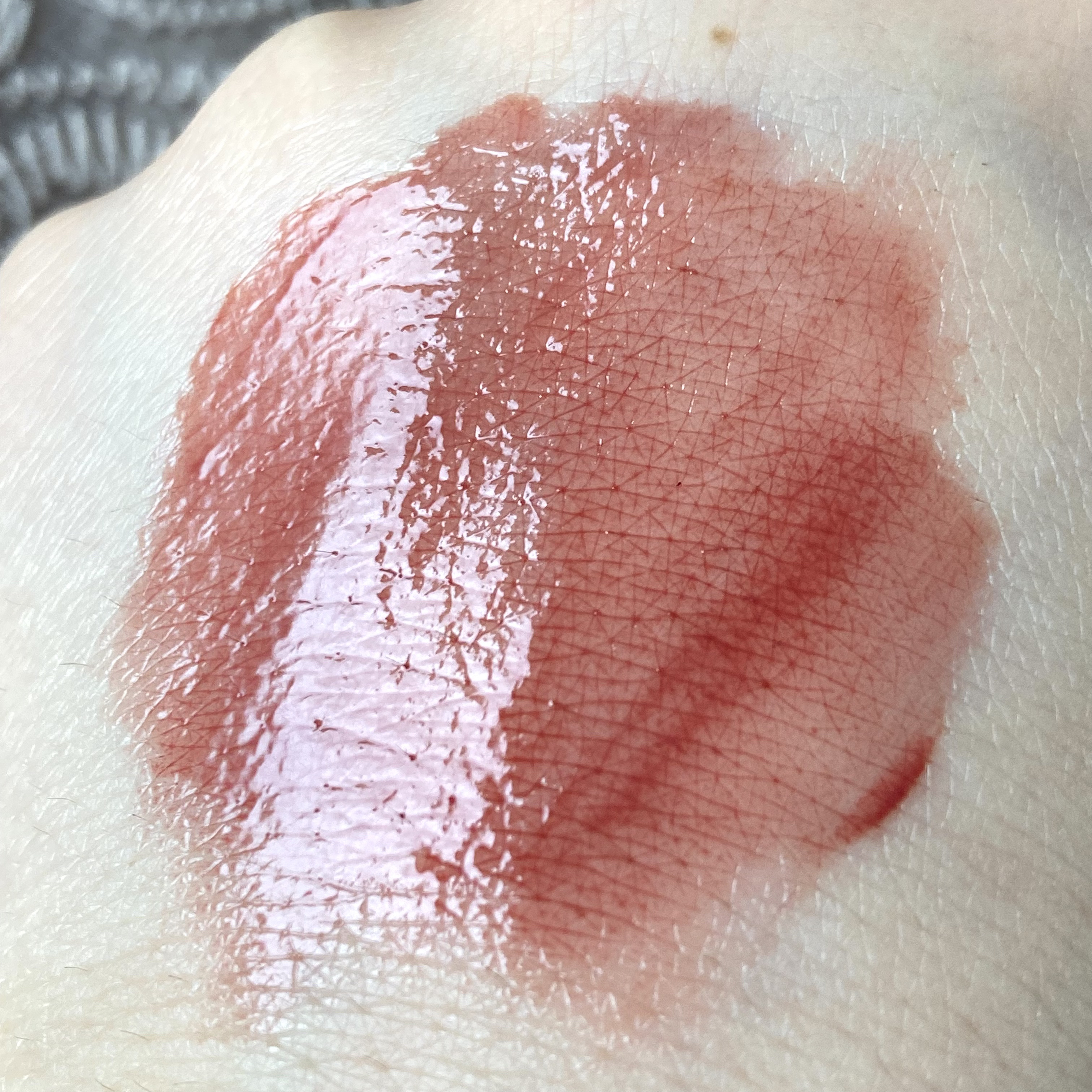 ジェリー ティント リップカラー 001 ラズベリーローズ/REVLON/リップティントを使ったクチコミ（2枚目）