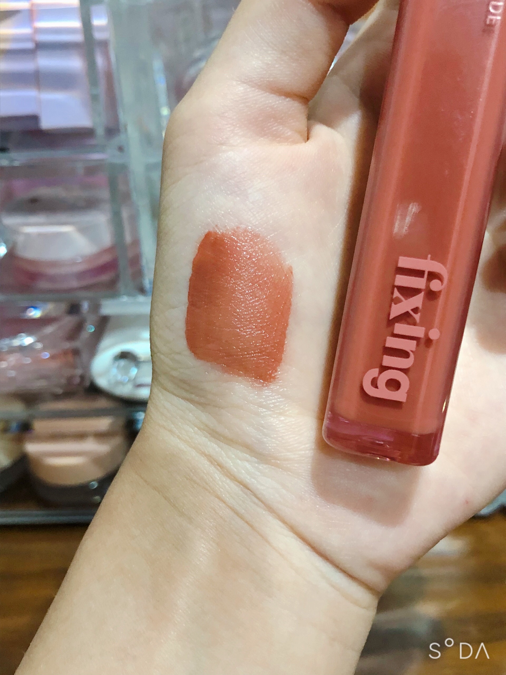 ジューシーラスティングティント/rom&nd/リップティントを使ったクチコミ（3枚目）