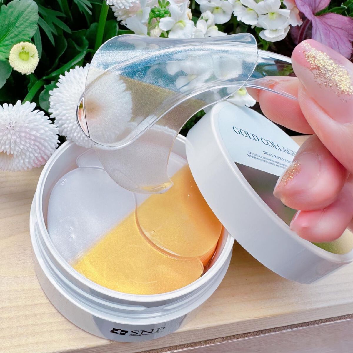 CHÏZU on LIPS 「スペシャルケア💖目元やほうれい線など気になるところに貼るハイド..」(1枚目)