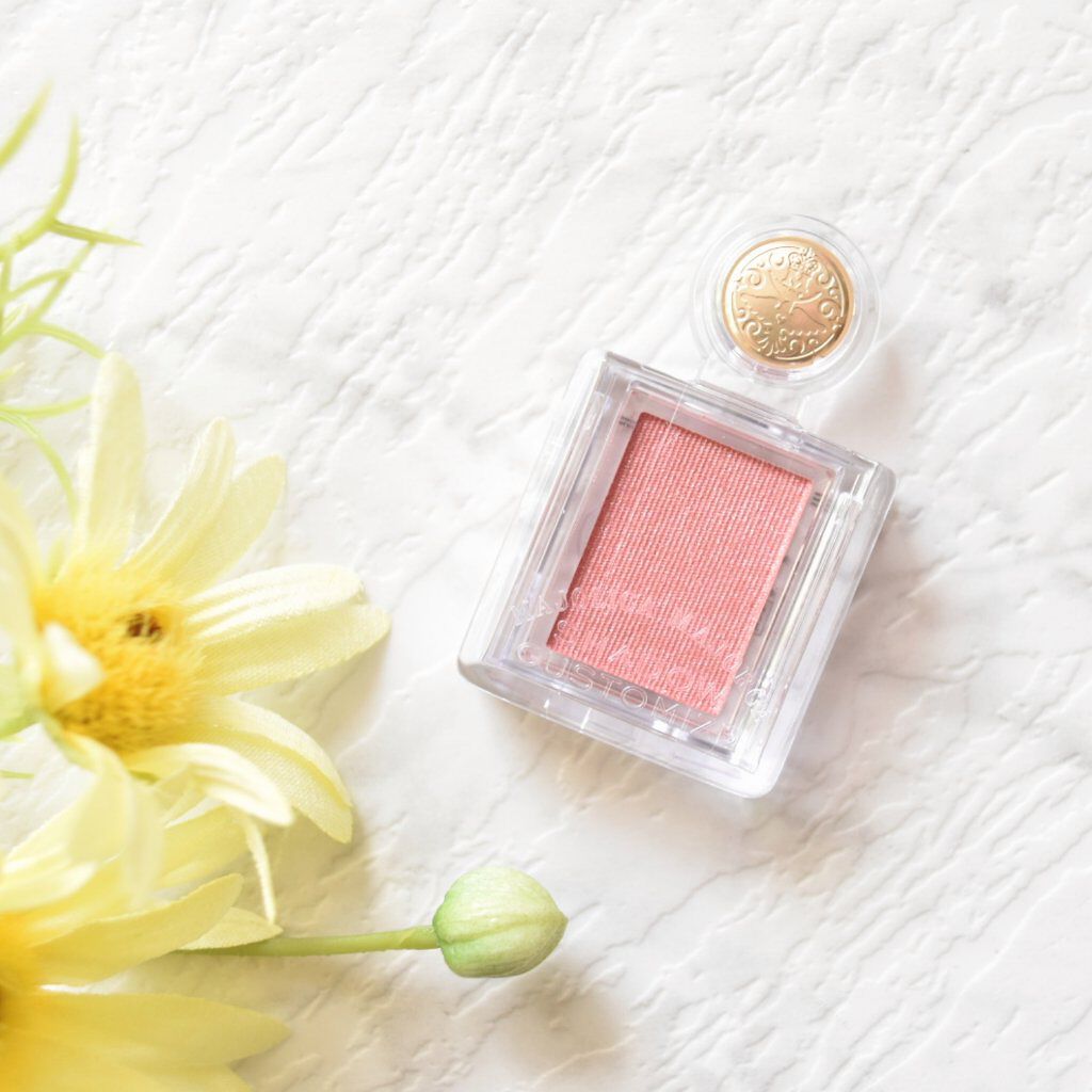 シャドーカスタマイズ/MAJOLICA MAJORCA/単色アイシャドウを使ったクチコミ（3枚目）