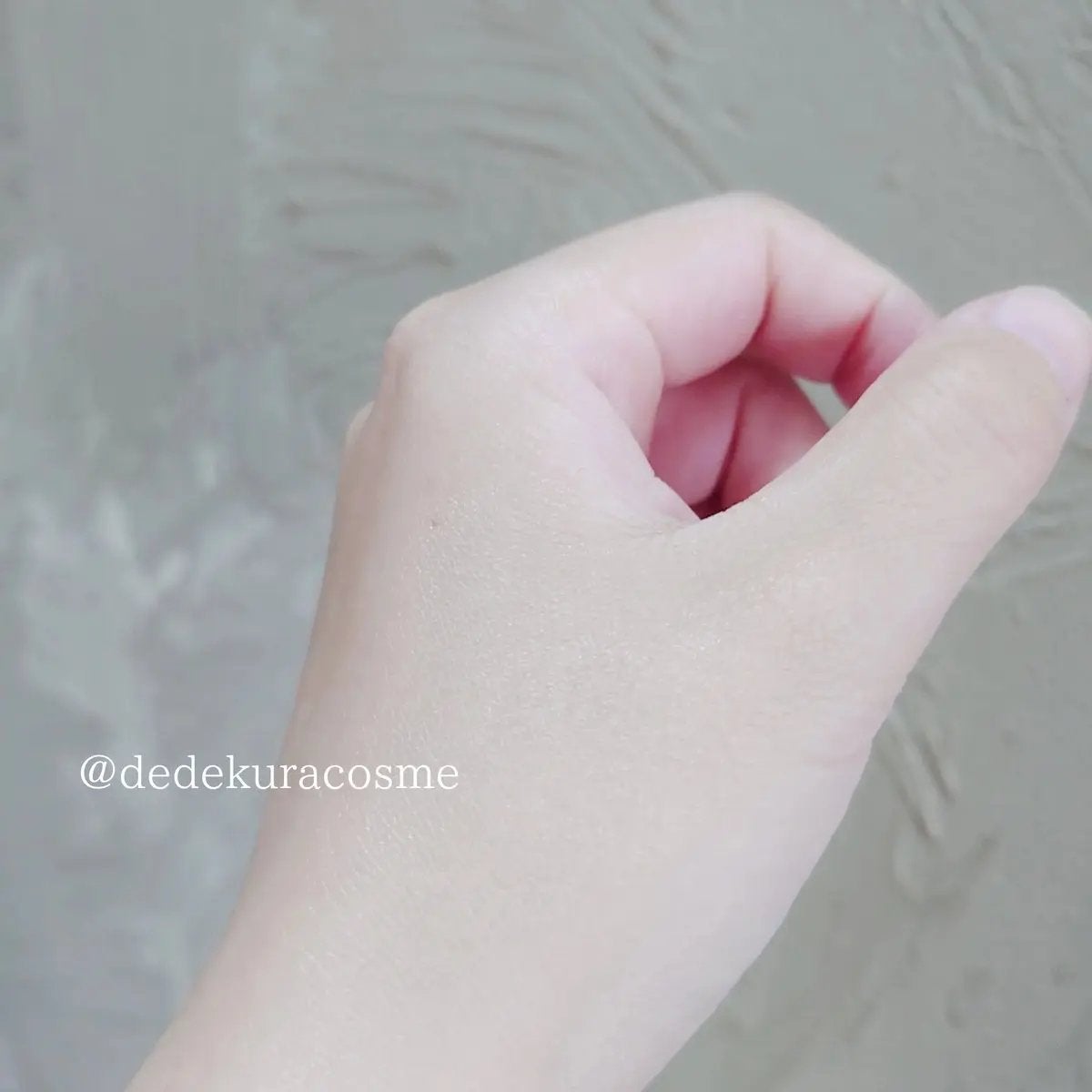 CICA エアリーUVスティック/VT/日焼け止めスティックを使ったクチコミ(3枚目)