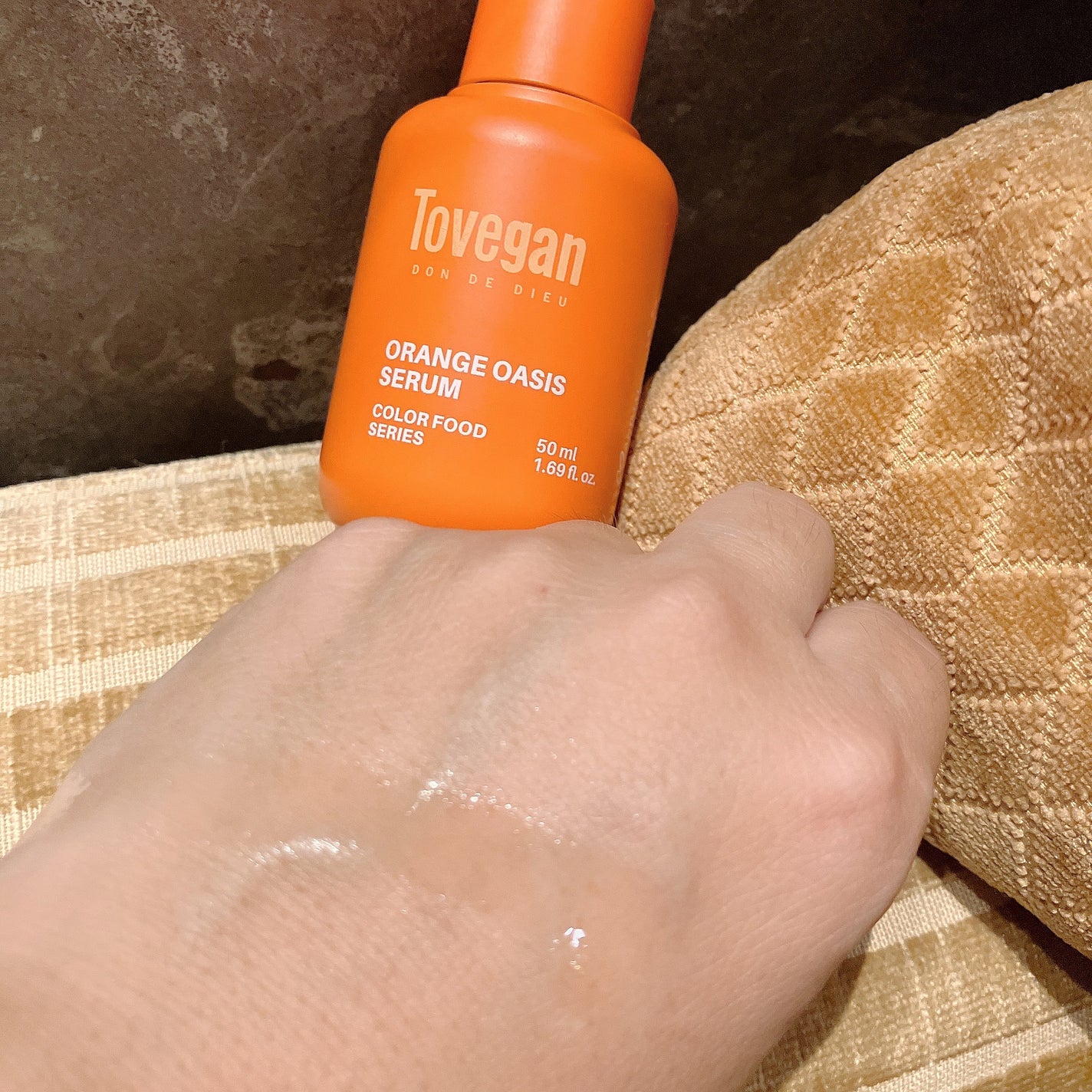 カラーフードシリーズオレンジオアシスセラム/Tovegan/美容液を使ったクチコミ(3枚目)