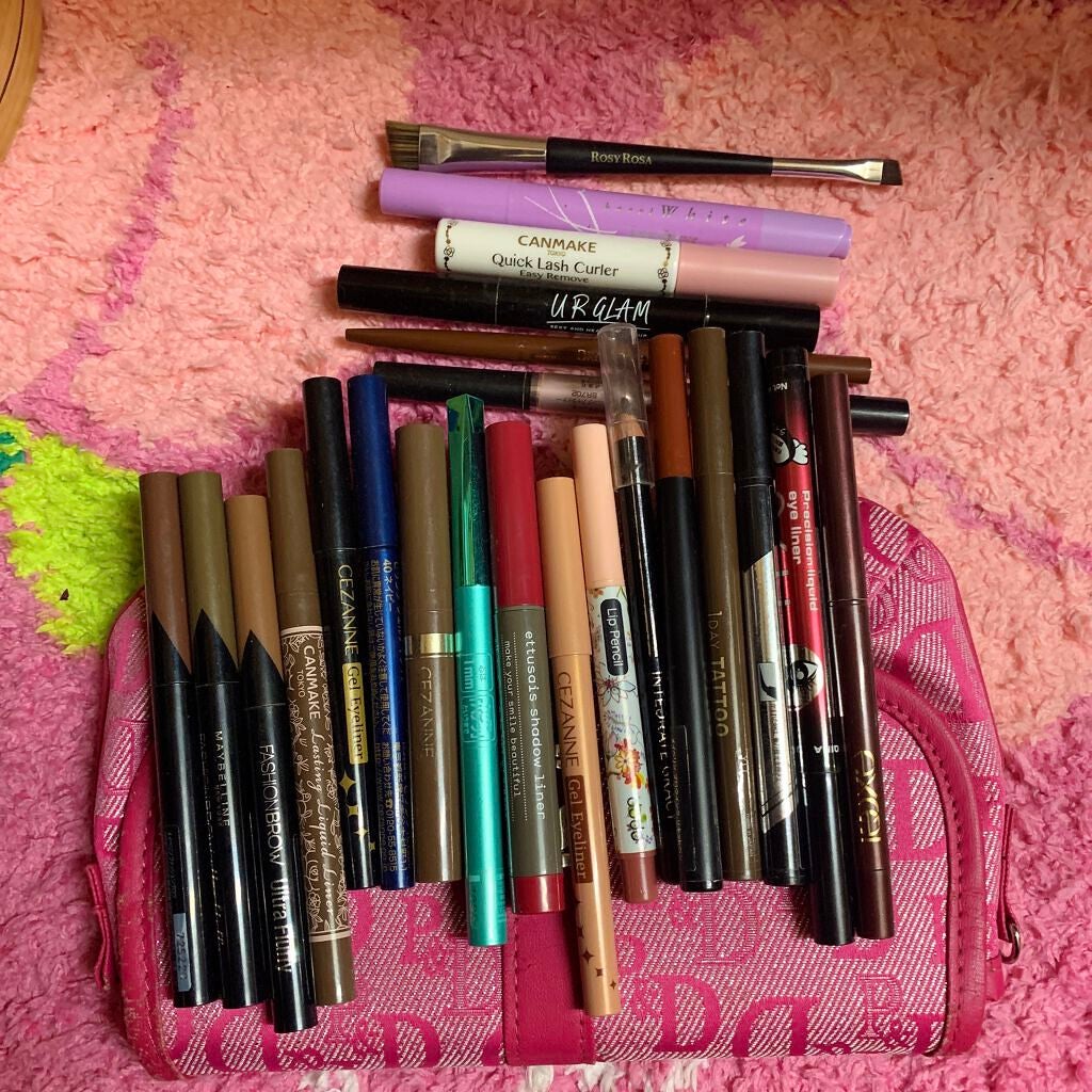 リサ・ラーソン♡クッションファンデマニア on LIPS 「日々コスメ買いすぎ💄なのに(笑)まだ#コスメ福袋まで?(⸝⸝ᵒ..」(8枚目)