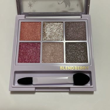 オーラクリエイション 103 ネクタリン＆メルティグレージュ(ホリデー限定カラー)/BLEND BERRY/アイシャドウパレットを使ったクチコミ（2枚目）