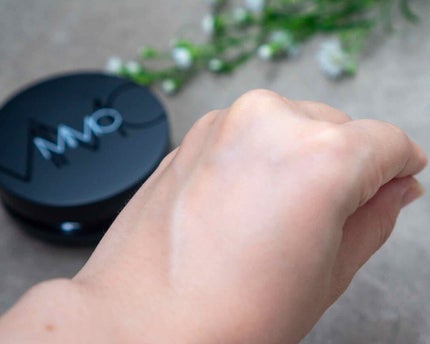 ミネラルリキッドリー ファンデーション SPF22 PA++/MiMC/リキッドファンデーションを使ったクチコミ(3枚目)