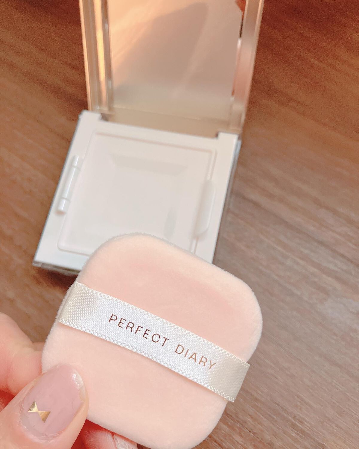 トランスルーシェントブルーリング ルースパウダー/PERFECT DIARY/ルースパウダーを使ったクチコミ(4枚目)