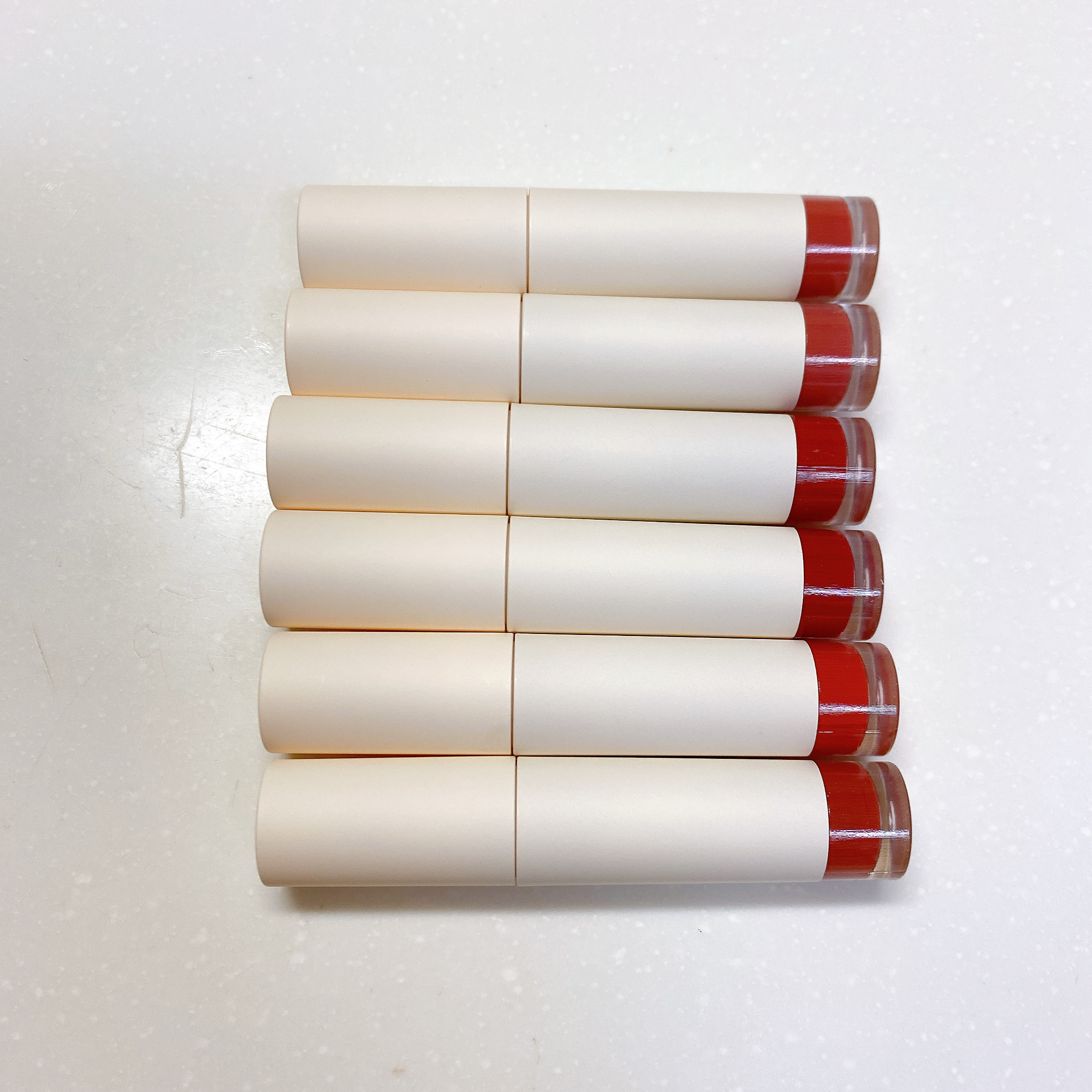 フラッフィーブラーティント/2aN/リップティントを使ったクチコミ（2枚目）