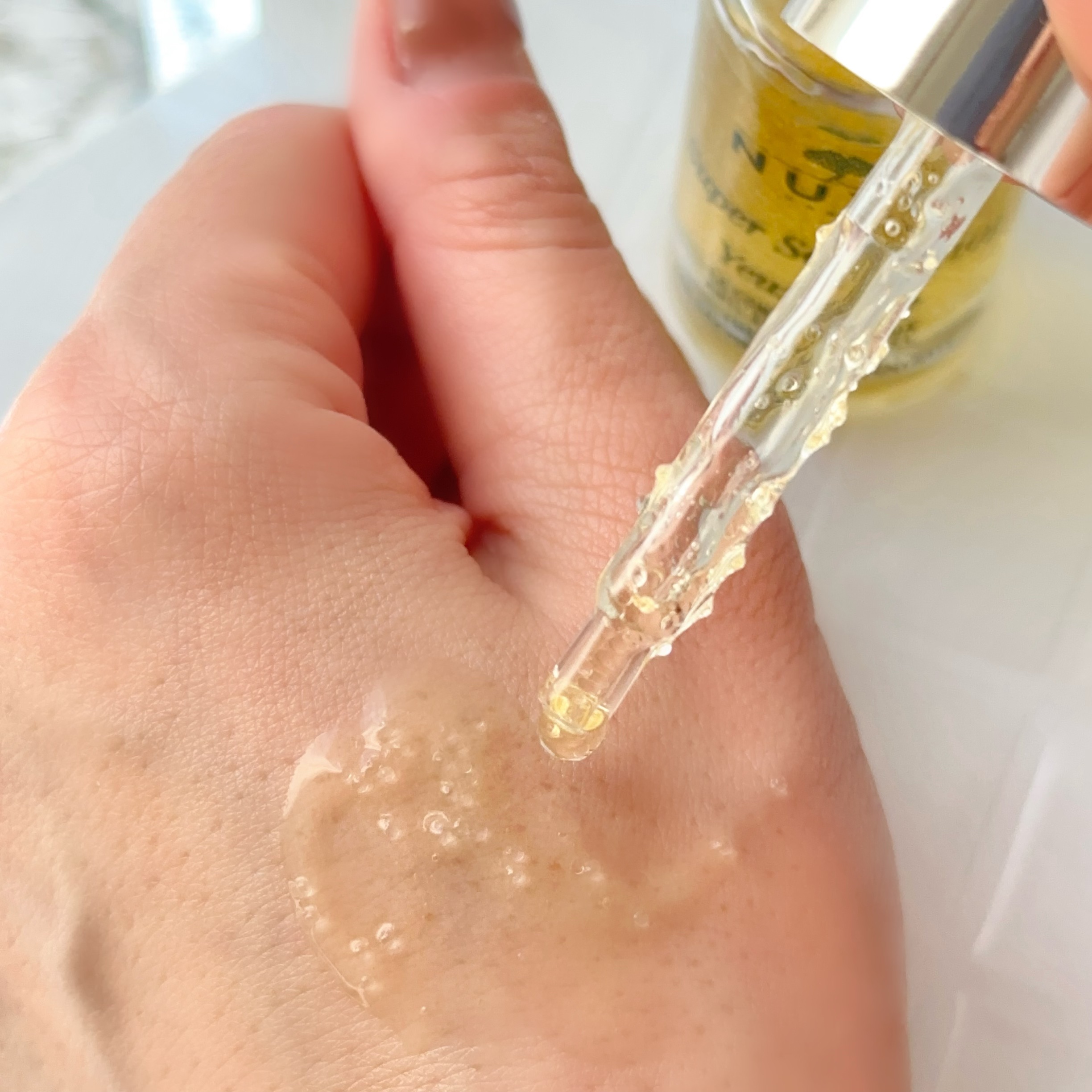 スーパー セラム アイ コンセントレイト/ニュクス/アイケア・アイクリームを使ったクチコミ（2枚目）