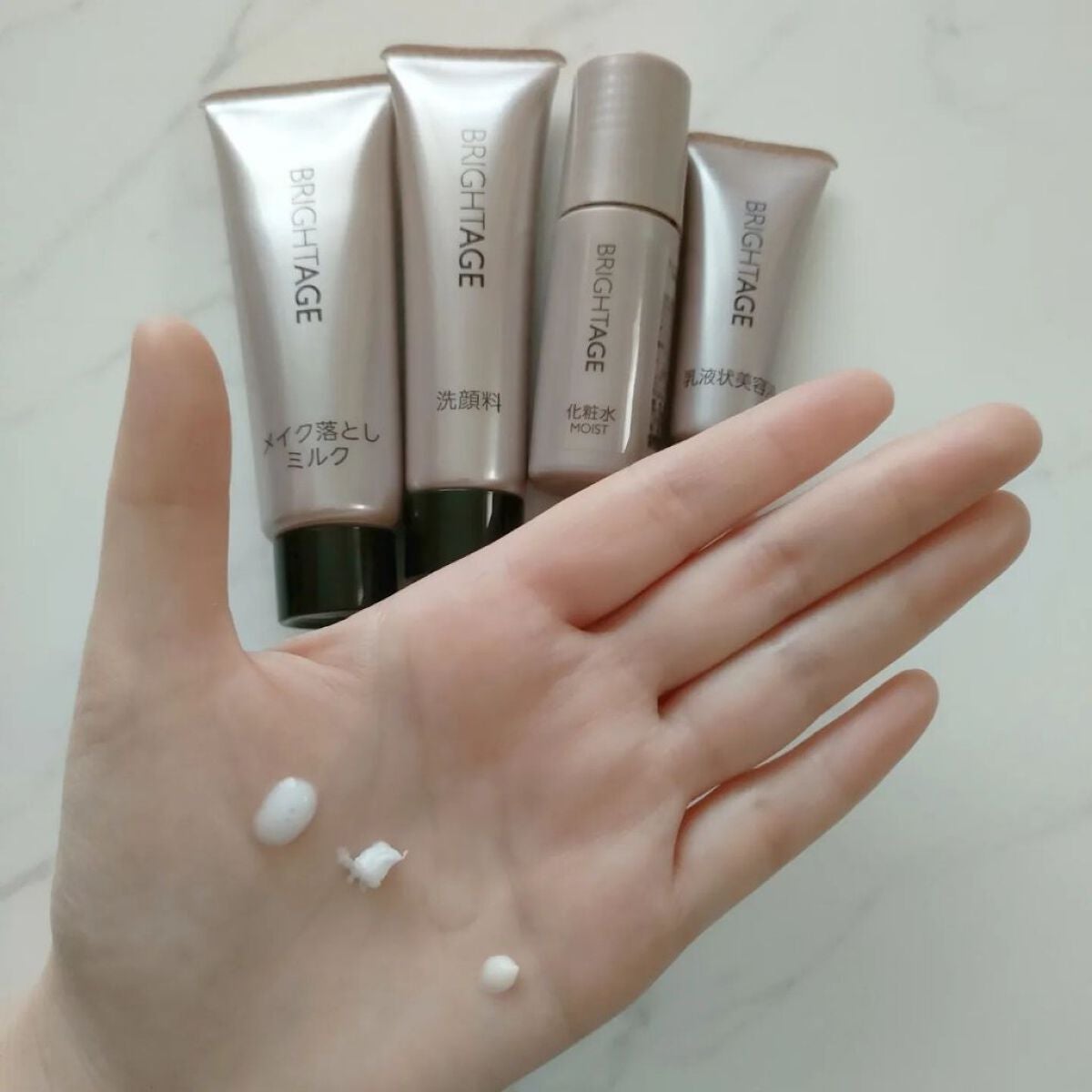 詩愛 on LIPS 「心は10代から止まったままだけど肌はエイジングケアを考え..」(2枚目)