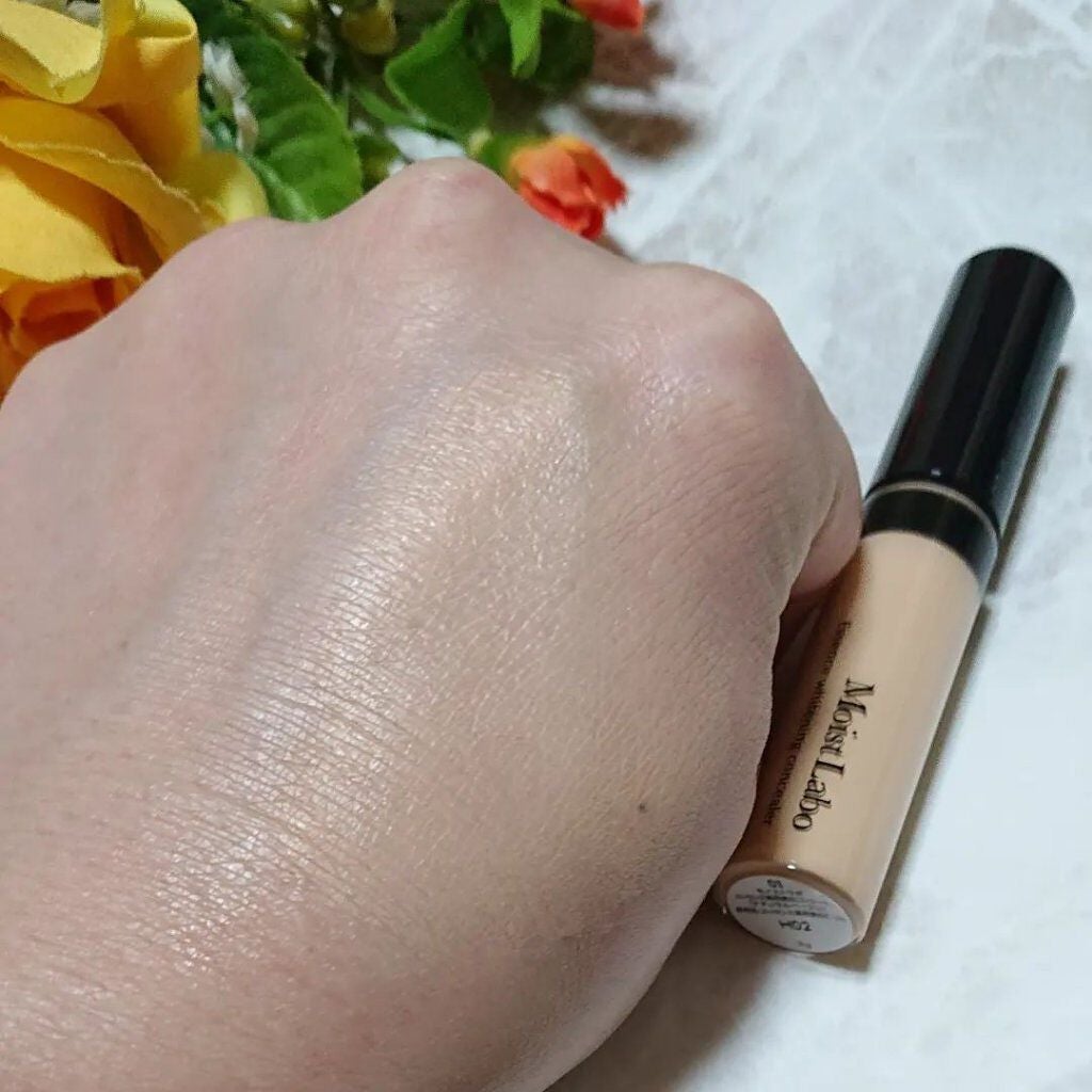 モイストラボ エッセンス薬用美白コンシーラー/Moist Labo/リキッドコンシーラーを使ったクチコミ(6枚目)