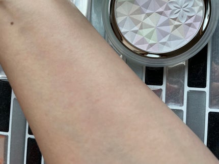 AQ オーラ リフレクター/DECORTÉ/プレストパウダーを使ったクチコミ(3枚目)