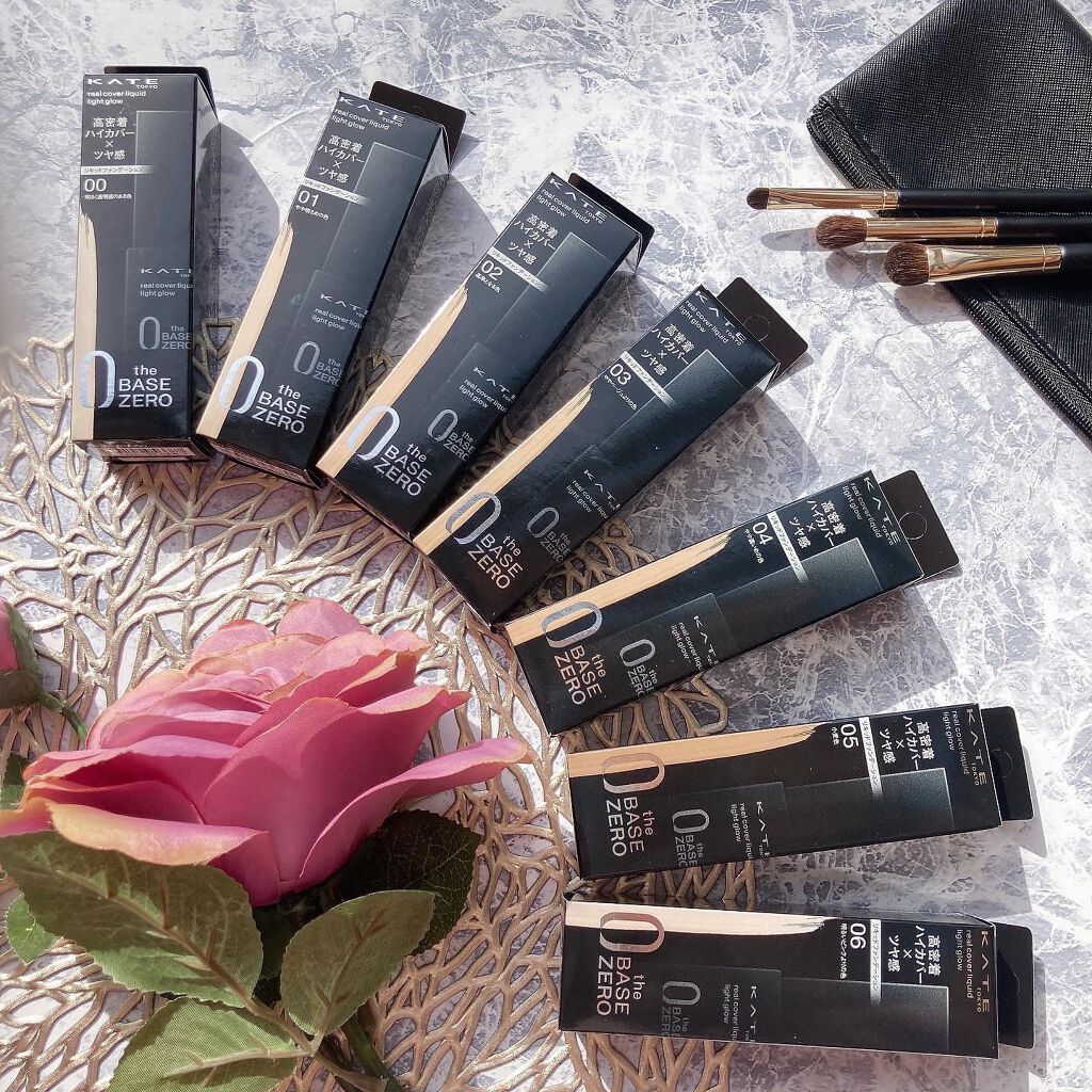 リアルカバーリキッド(ライトグロウ)/KATE/リキッドファンデーションを使ったクチコミ(2枚目)