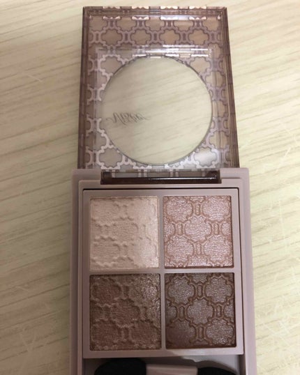 グロッシーリッチ アイズ N/Visée/アイシャドウパレットを使ったクチコミ(2枚目)