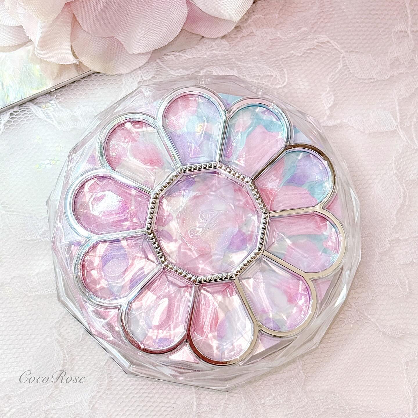 ジルスチュアート ブルームクチュール アイズ　ジュエルドブーケ 09 pansy tanzanite<パステルペタルハーモニー>（限定）/JILL STUART/アイシャドウパレットを使ったクチコミ（1枚目）