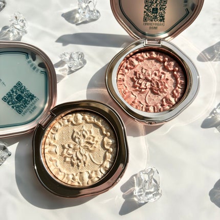 双蓮彫刻ハイライト/花西子/パウダーハイライトを使ったクチコミ(8枚目)