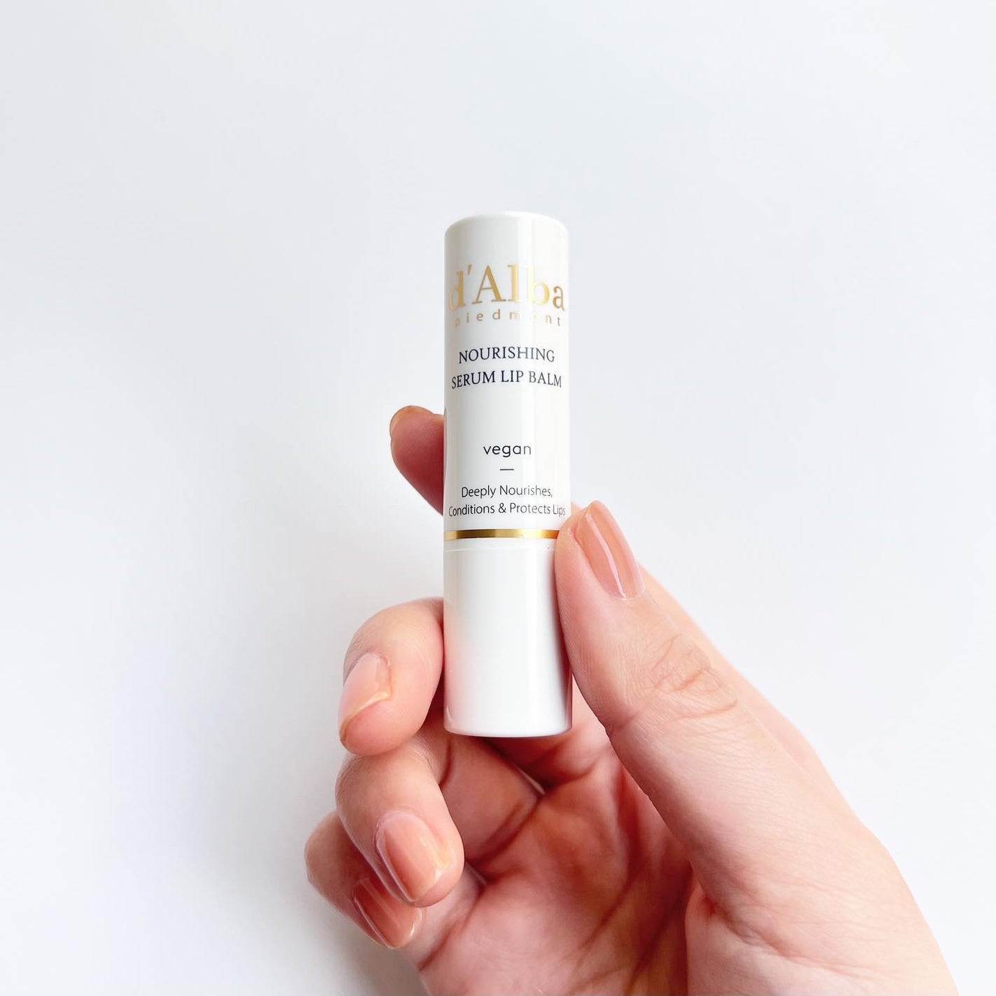 ホワイトトリュフナリシングセラムリップバーム/ダルバ/リップバームを使ったクチコミ(1枚目)