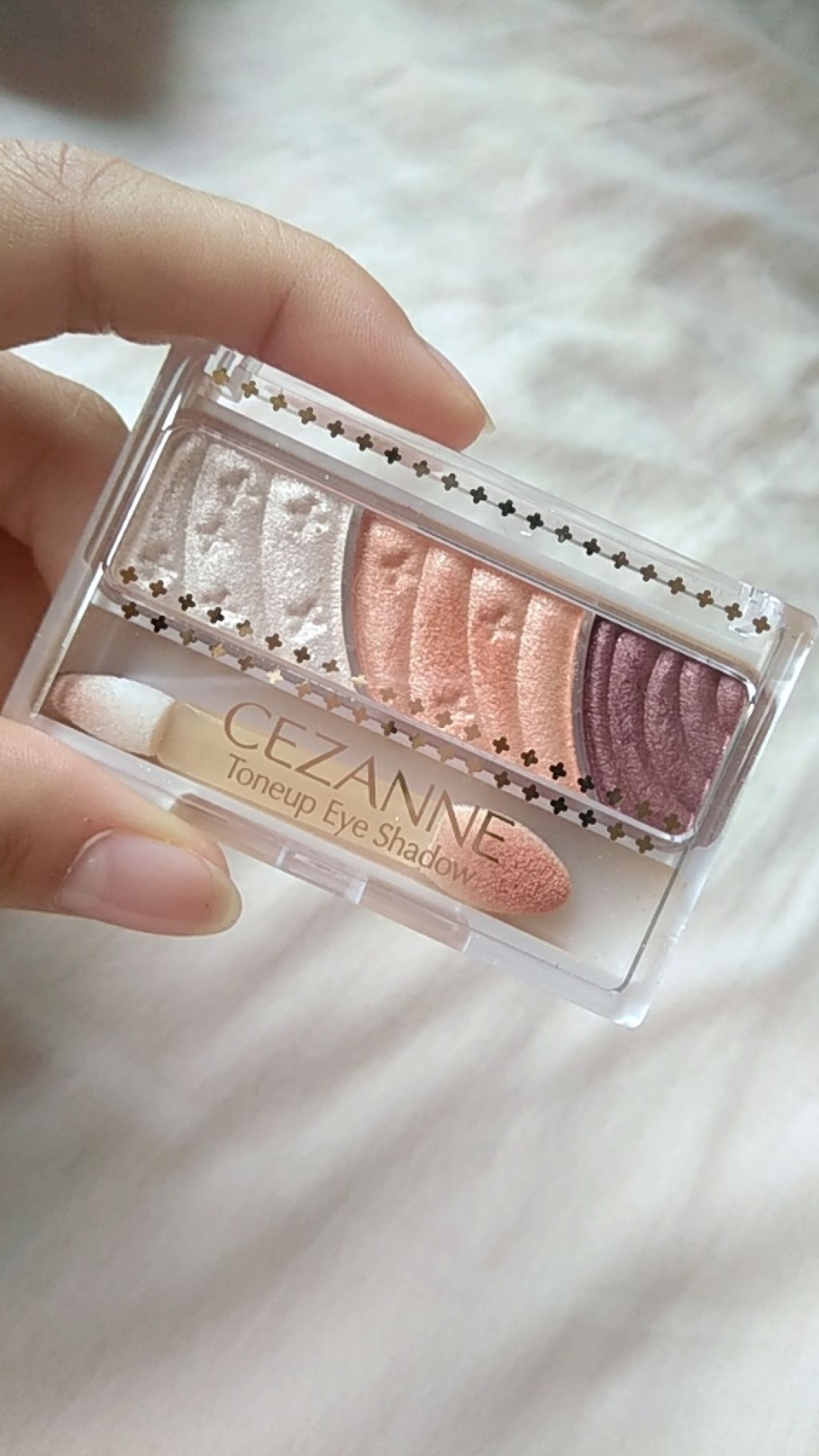 トーンアップアイシャドウ/CEZANNE/アイシャドウパレットを使ったクチコミ(1枚目)